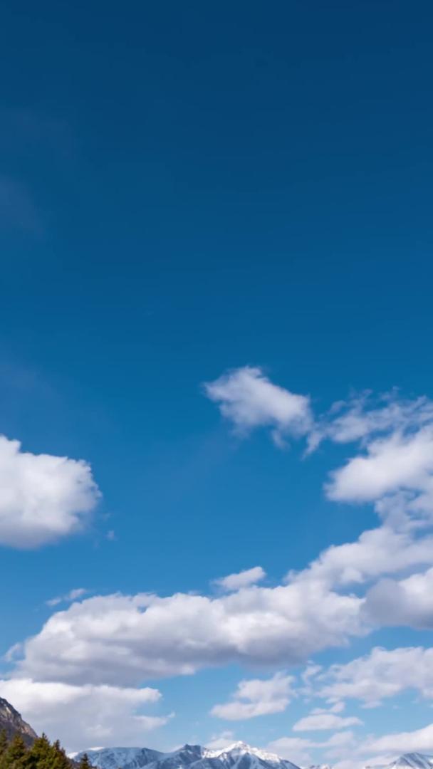川西天气好乌湖蓝天白云视频的预览图