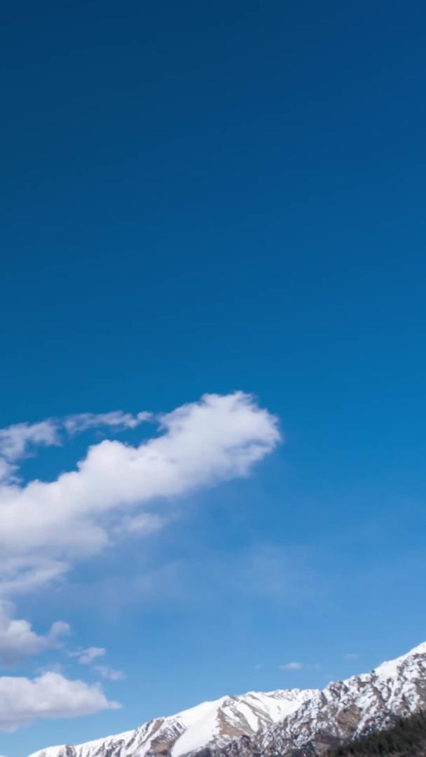 川西天气好乌湖蓝天白云视频的预览图