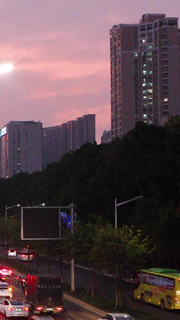 深圳滨河大道平安大厦夕阳夜景视频的预览图