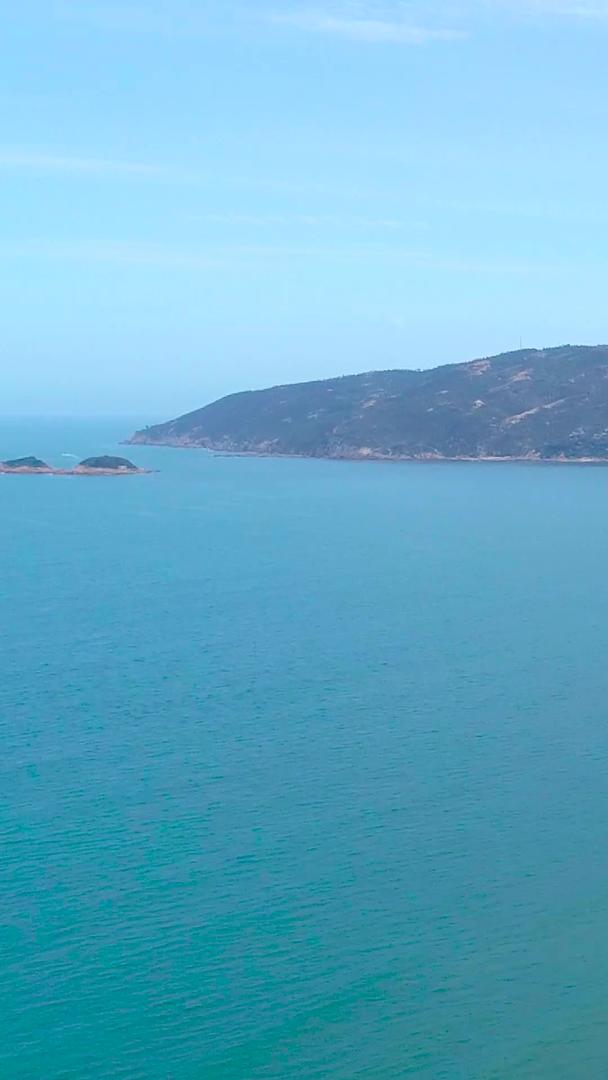 双月湾海边度假酒店视频的预览图