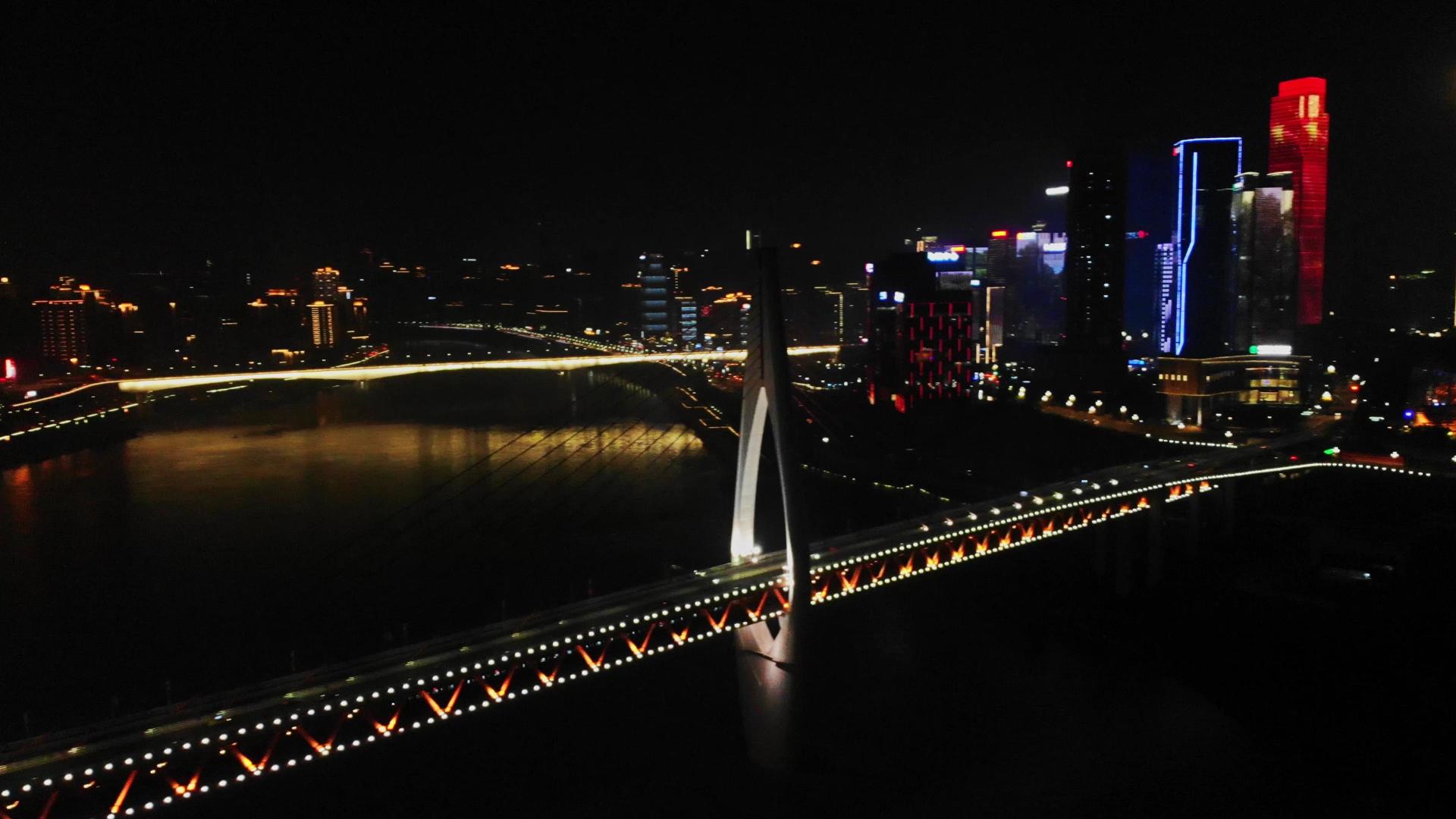航拍俯瞰重庆嘉陵江繁华夜景视频的预览图