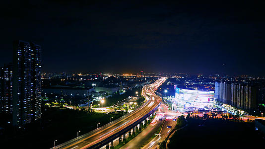 4K城市夜景交通延时视频的预览图