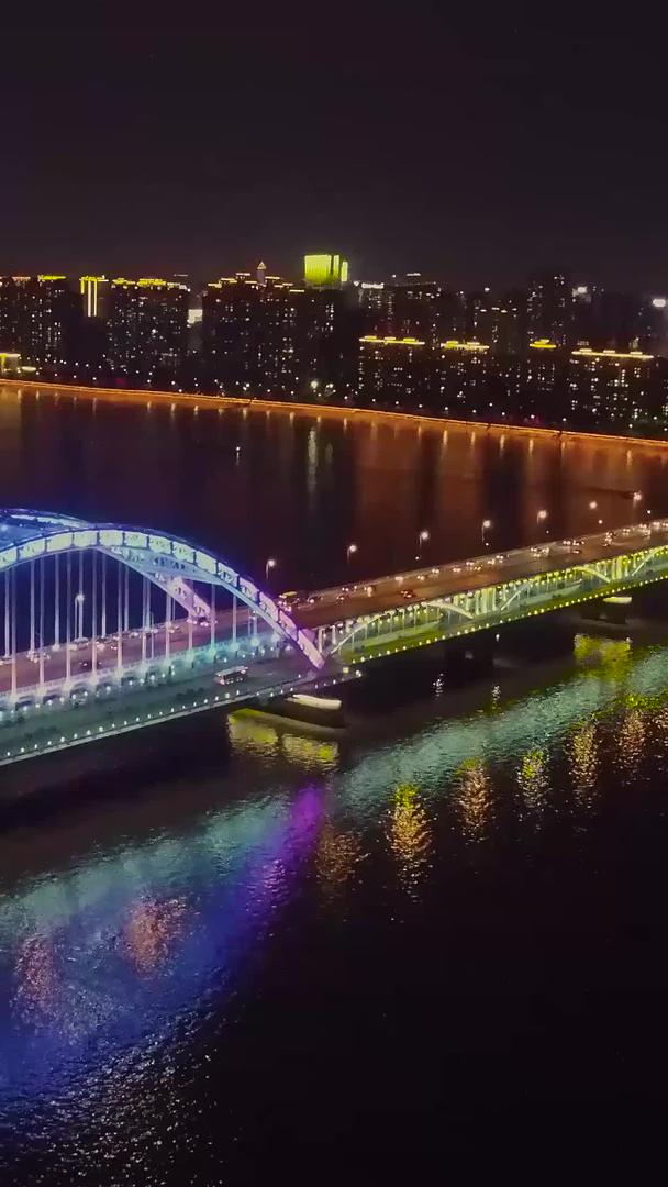 杭州复兴大桥钱塘江四桥江边夜景视频的预览图