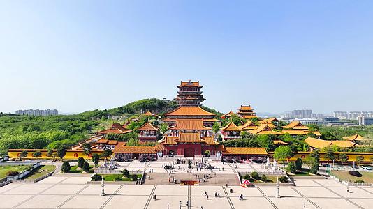 徐州地标4K航拍宝莲寺佛教寺庙视频的预览图