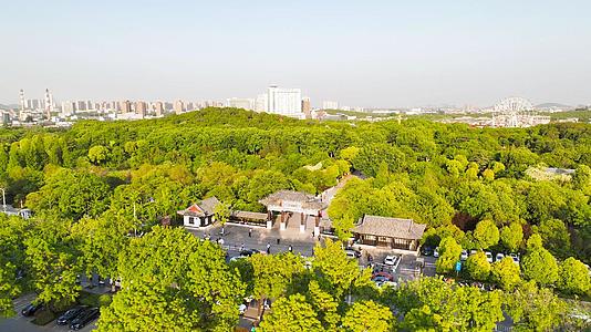 徐州彭祖园4K航拍4A景区视频的预览图