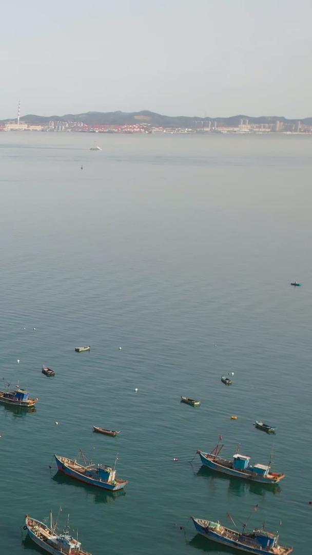 航拍威海网红打卡地合庆码头视频视频的预览图