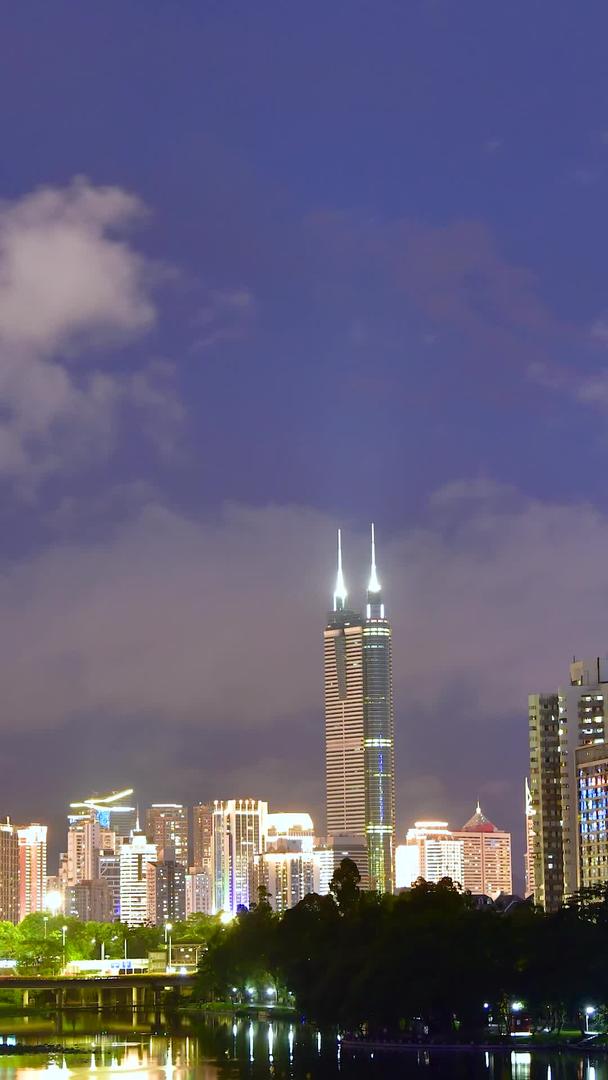 深圳罗湖建筑群夜景视频的预览图