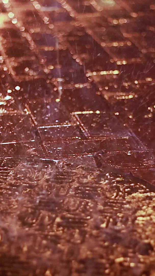 60帧多角度高帧升格慢动作拍摄城市夜间雨景素材集合视频的预览图