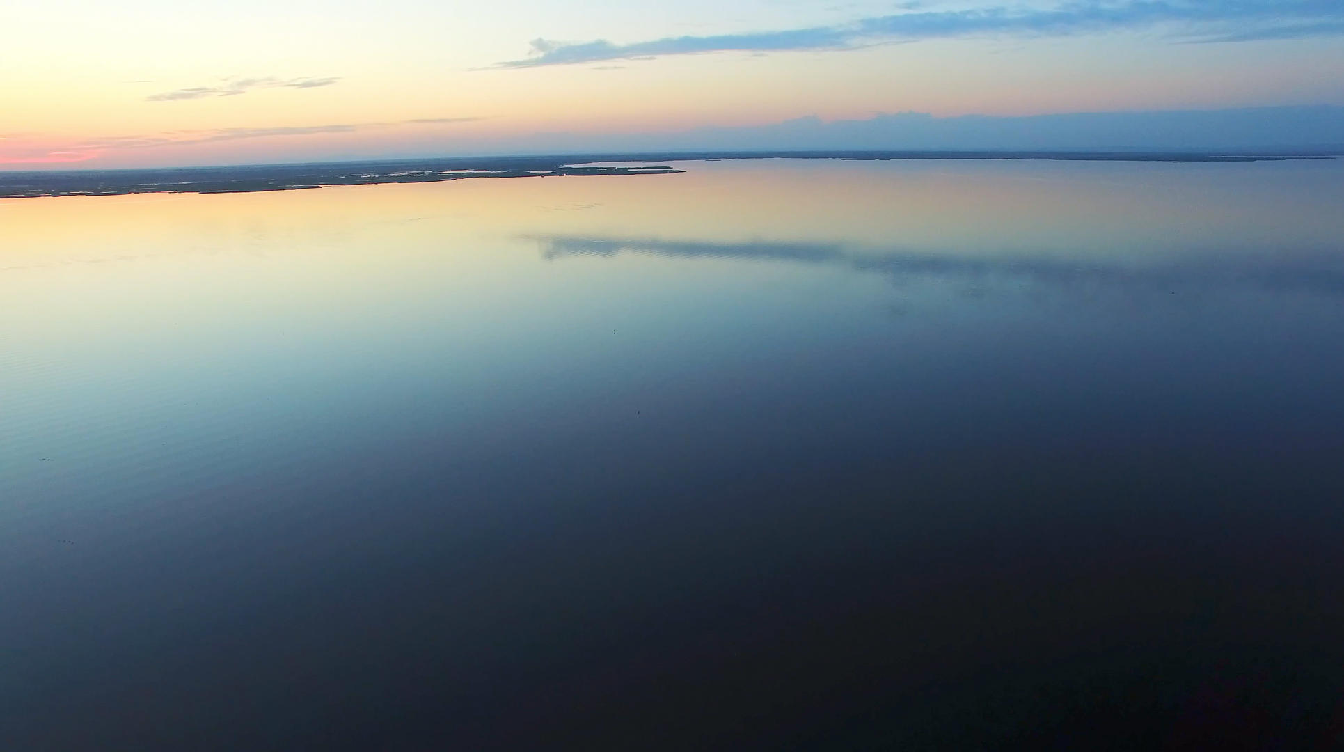 湿地湖泊视频的预览图