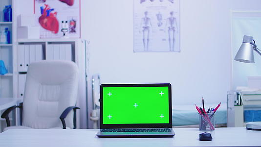 医院膝盖电脑柜配备绿色屏幕视频的预览图