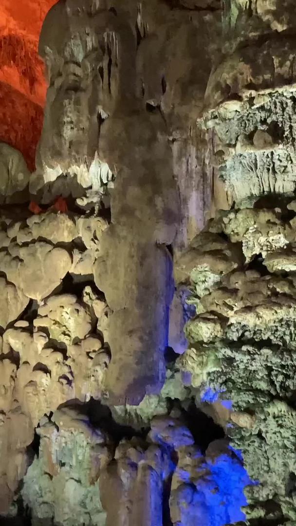 贵州毕节5A景区中国溶洞之王织金洞视频的预览图