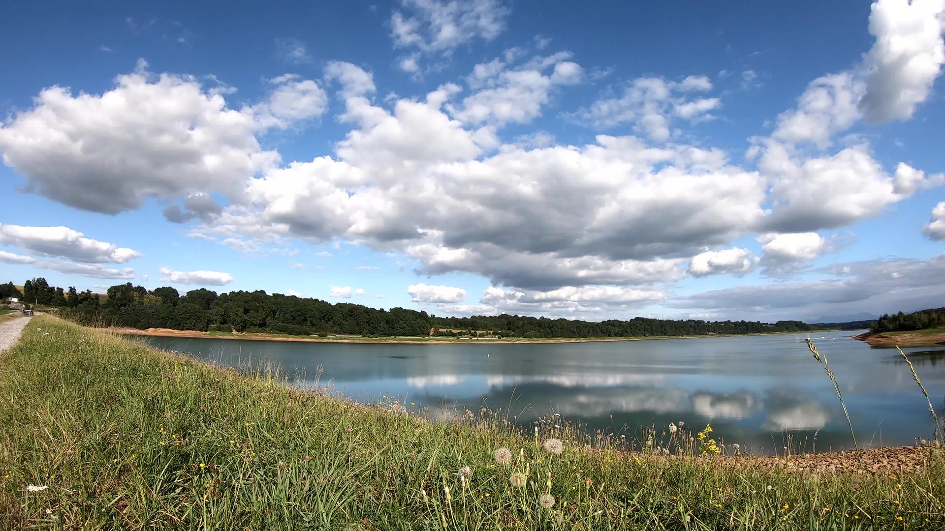 加巴斯湖法国比利牛斯州视频的预览图