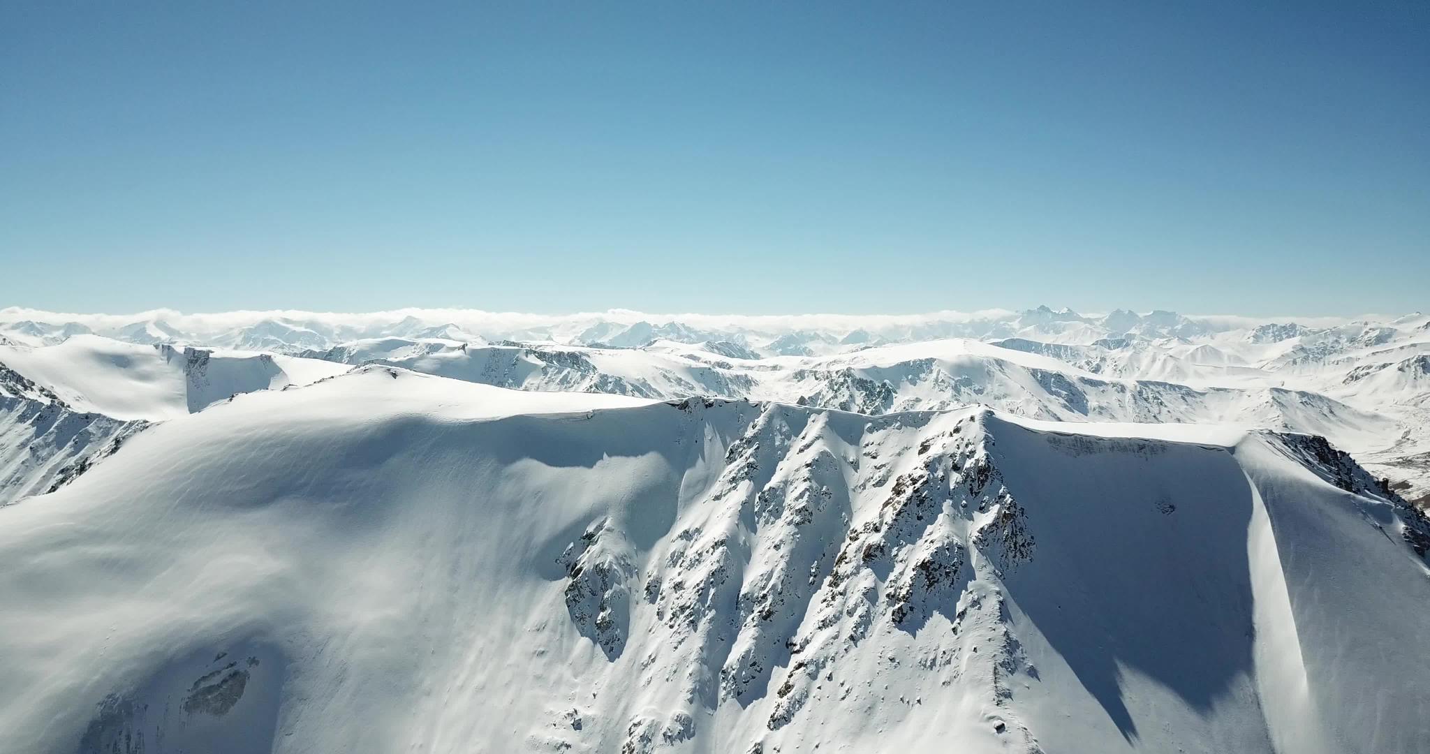 飞过雪山顶视频的预览图