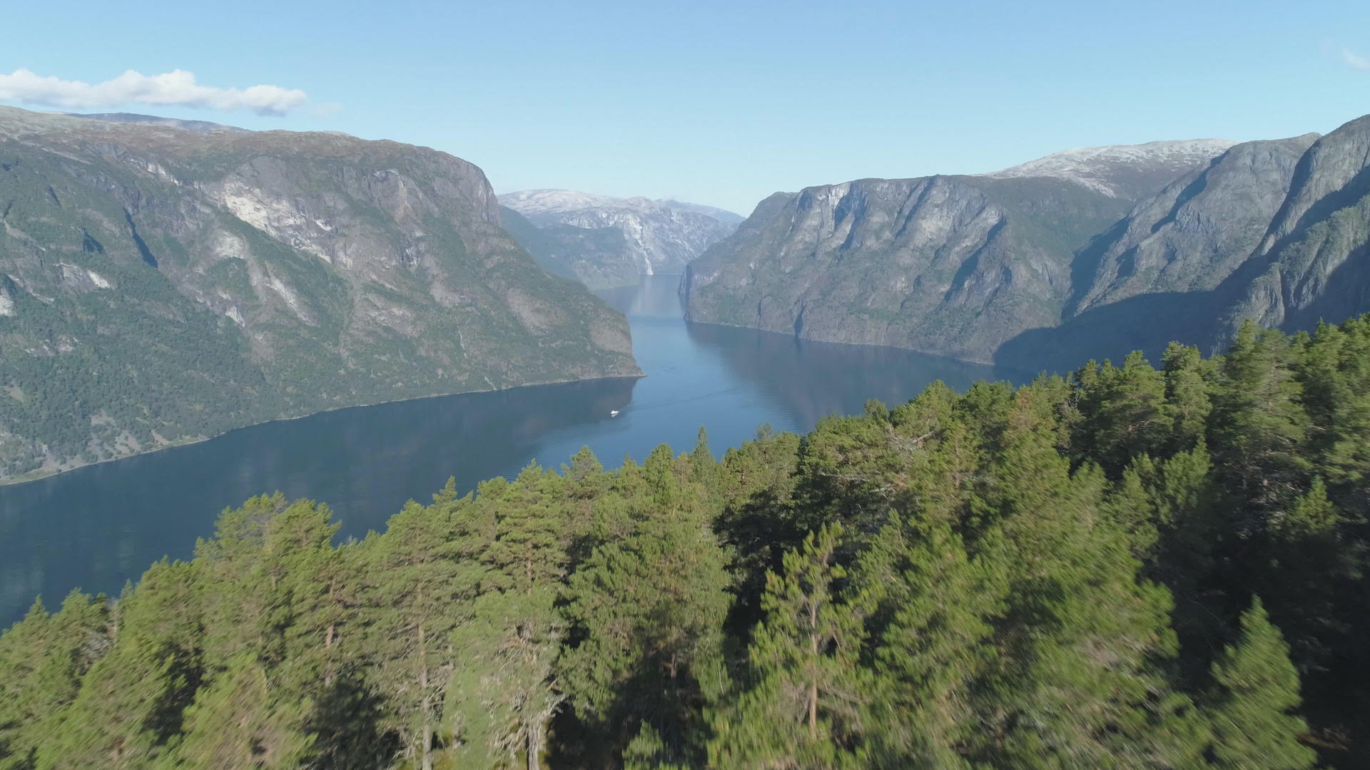 它是挪威松恩峡湾的一部分视频的预览图