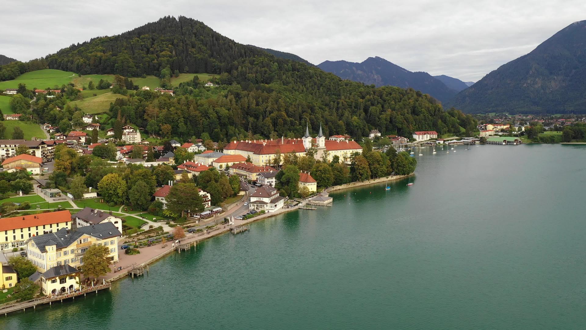 泰根湖位于德国罗塔赫埃根巴伐利亚Lake视频的预览图