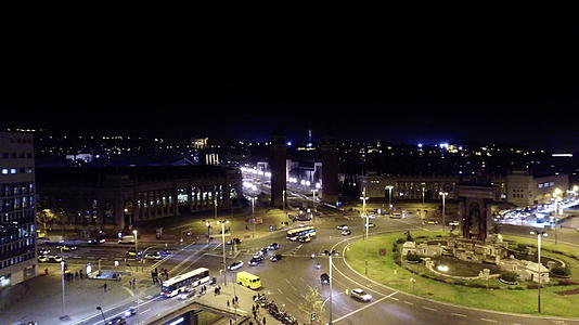 巴塞罗那西班牙广场鸟瞰图这是一个著名的地方有红绿灯小径视频的预览图