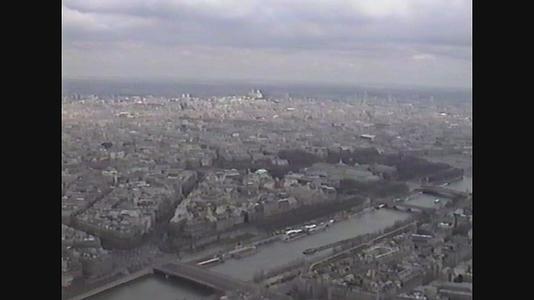 1988年法国巴黎3鸟瞰图视频的预览图