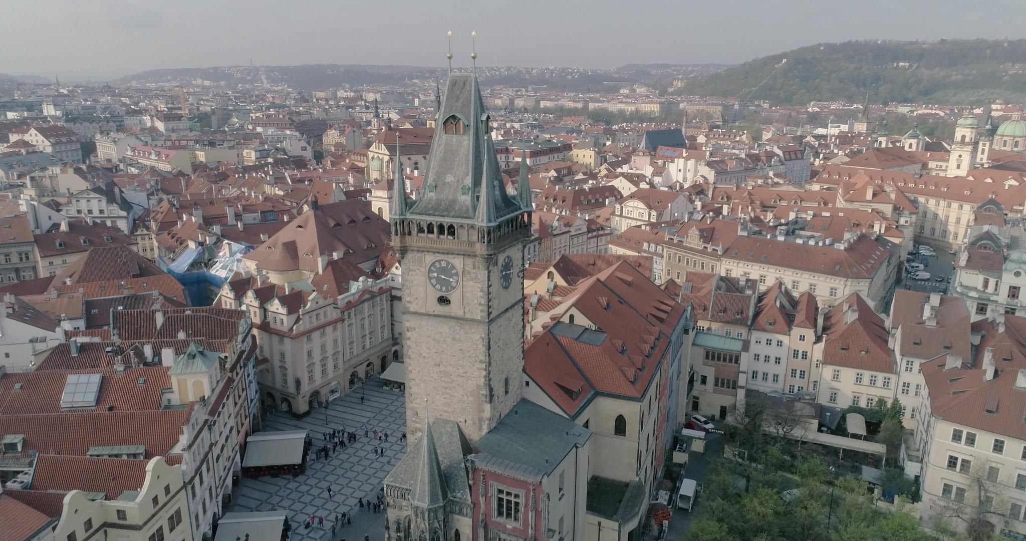 倾斜拍摄旧市政厅prague捷克Republic视频的预览图