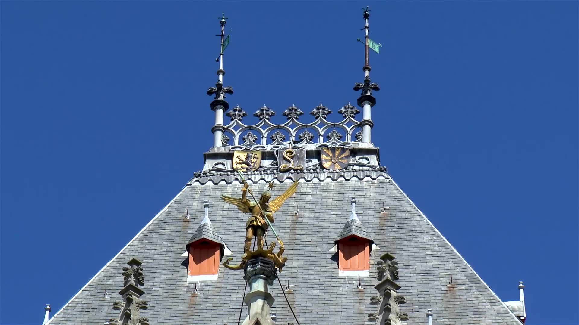 中世纪建筑细节野兽视频的预览图