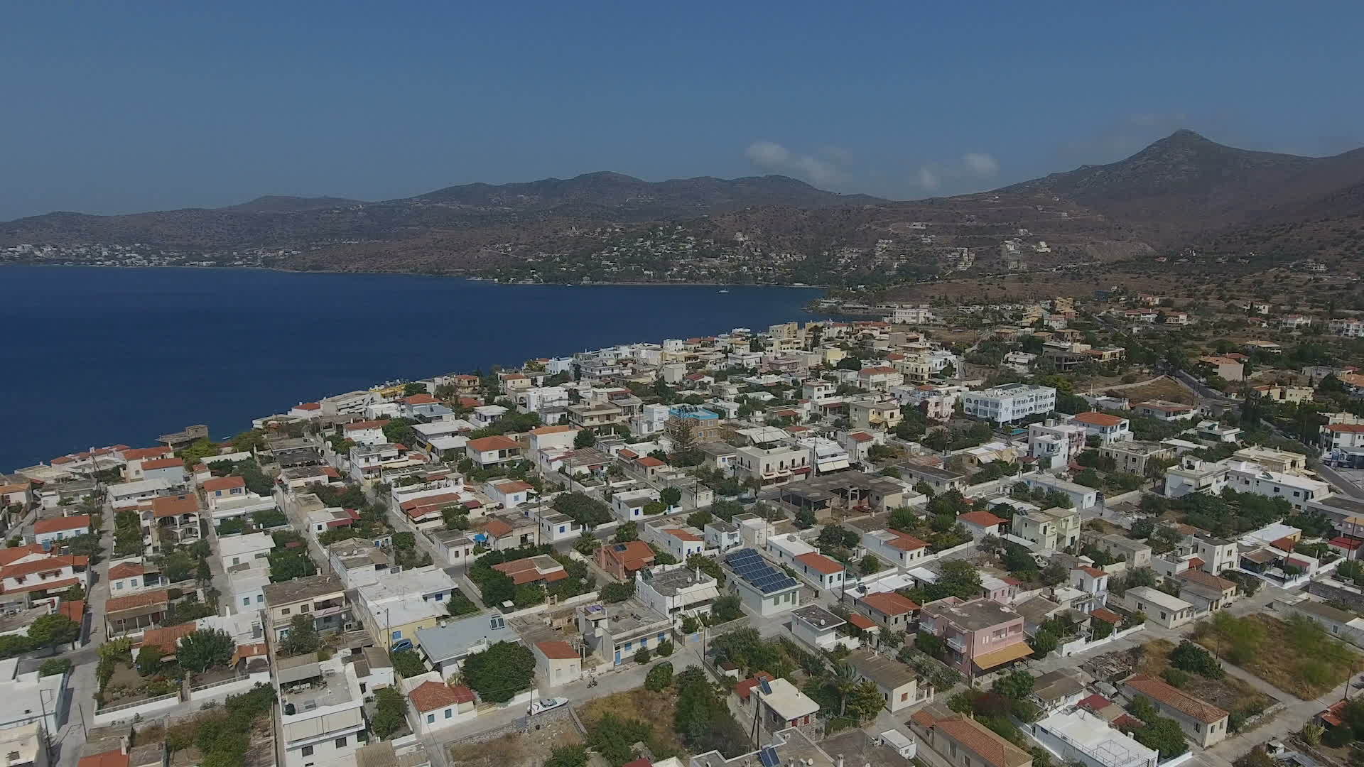 埃伊纳岛Perdika村全景4视频的预览图