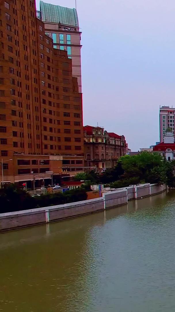 上海外白渡桥外滩源航拍视频的预览图
