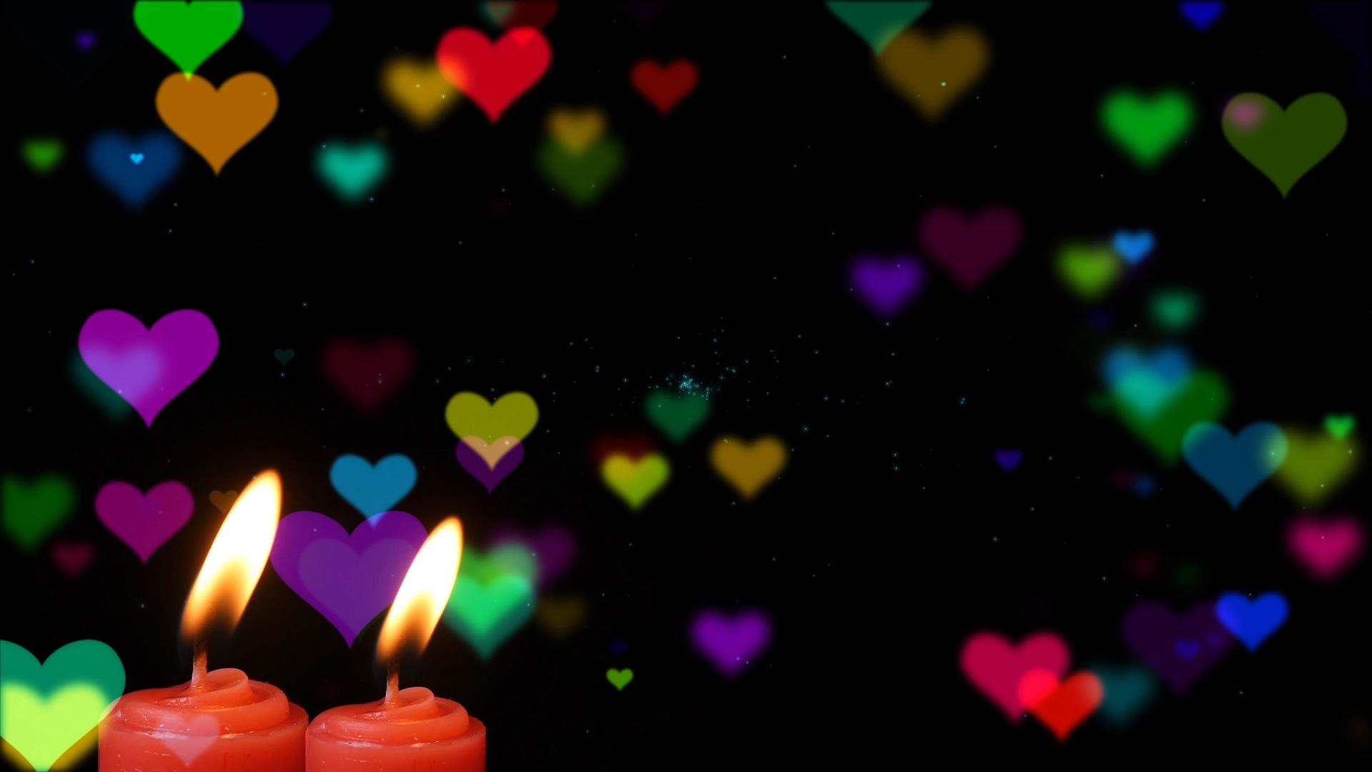 心形背景蜡烛4K视频的预览图