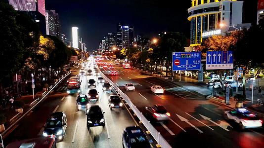 深圳华富路城市夜景公里交通车流延时视频的预览图