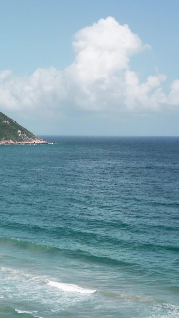 三亚岛屿一角的航拍视频的预览图