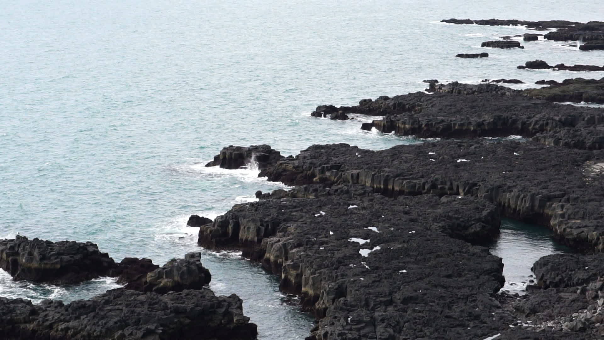 半岛岩层形成视频的预览图