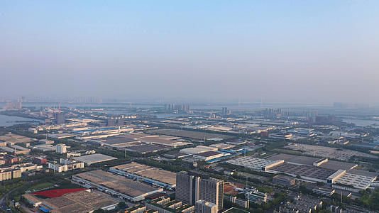 航拍武汉城市工业汽车城园区全景4k素材视频的预览图