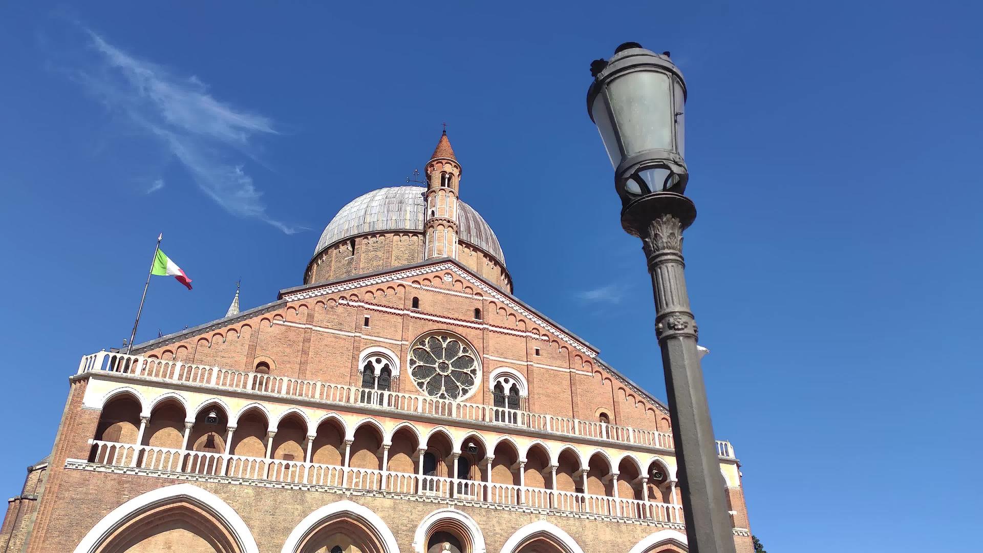 圣蚂蚁大教堂在意大利帕图阿2拍摄视频的预览图