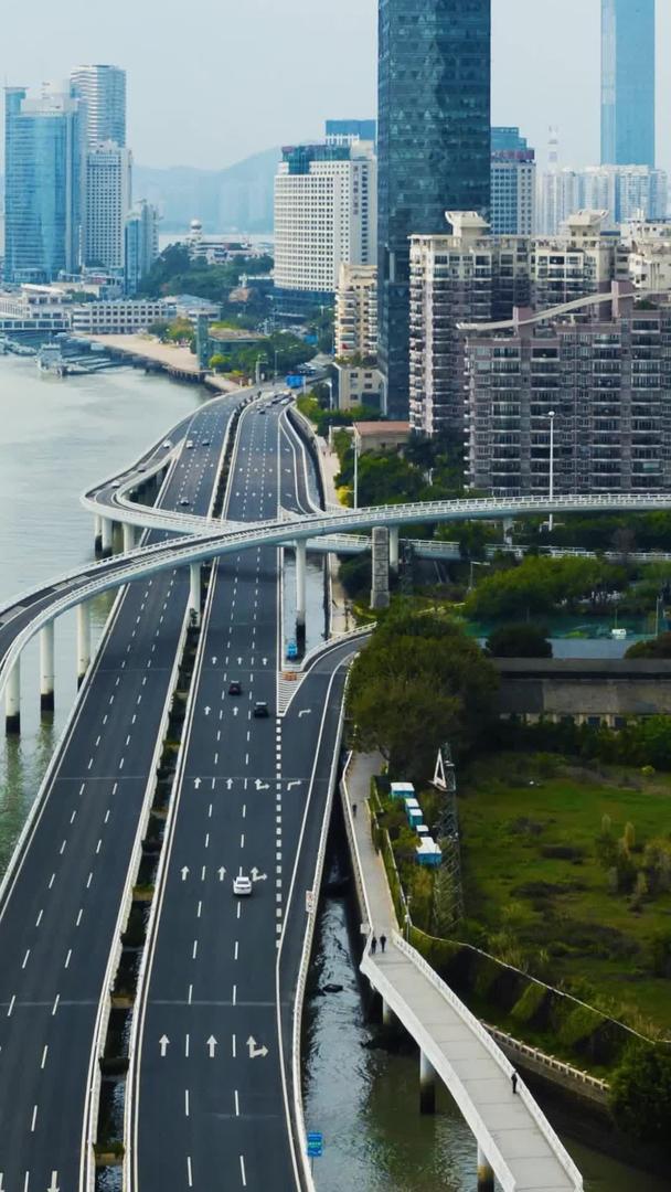 厦门演武大桥延时到鹭江道方向视频的预览图