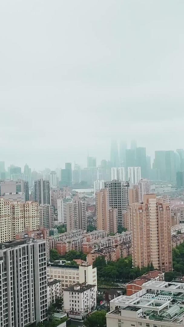 城市建筑航拍视频的预览图