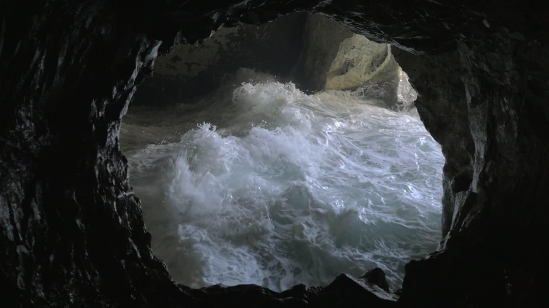 哈尼克拉角罗托河目的是粗海视频的预览图