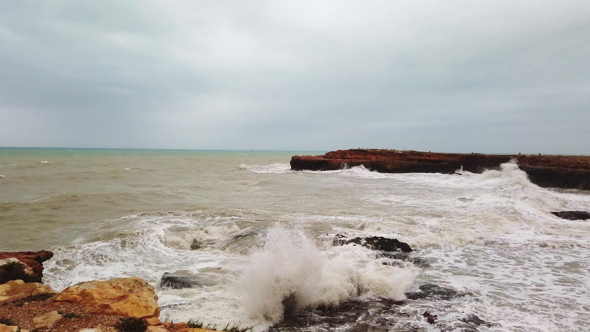海面石背景下的海石视频的预览图