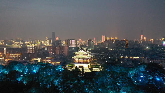 航拍武汉城市地标建筑黄鹤楼古建筑群夜景灯光秀4k素材视频的预览图