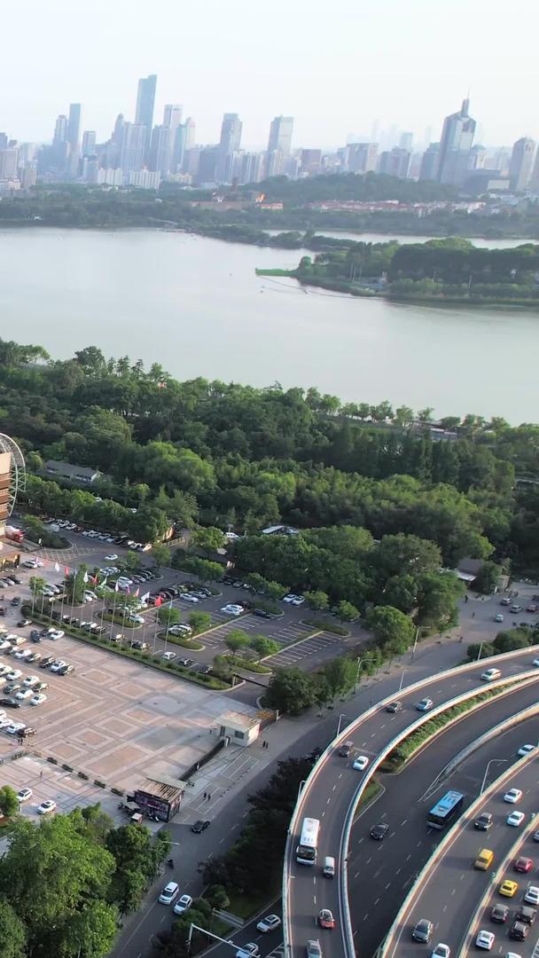 航拍南京城市地标新庄立交紫峰玄武湖国展中心视频的预览图