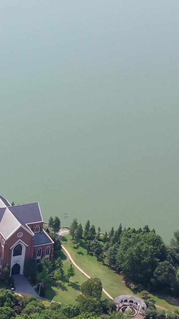 苏州独墅湖教堂航拍视频视频的预览图