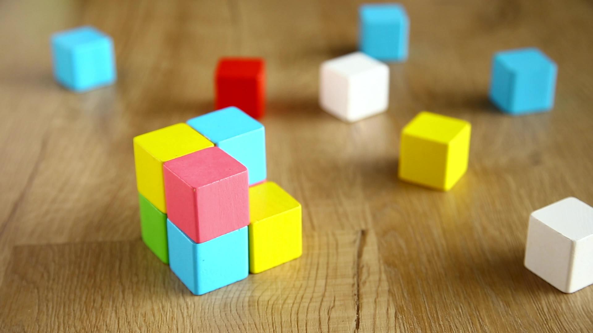 立方体形状的木块颜色视频的预览图