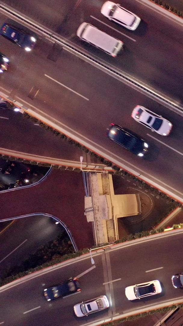 上海城市立交桥夜景航拍视频的预览图