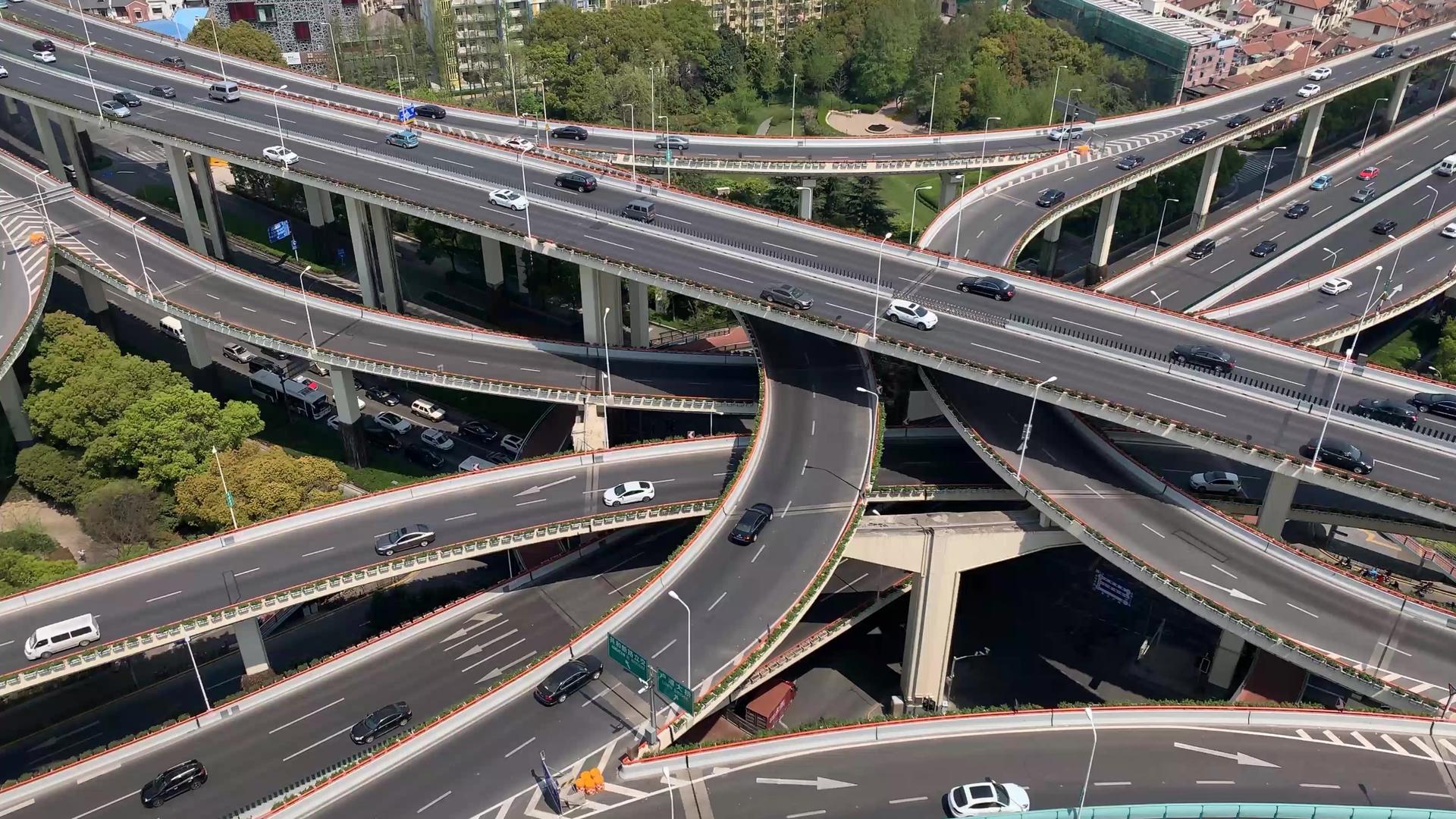 高架桥上的车辆运行延时视频视频的预览图