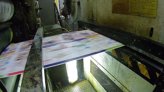 印刷厂生产线印刷视频的预览图