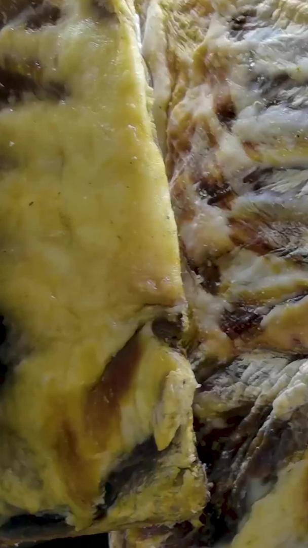 云南丽江以美食腊排骨和腊火腿合集素材著称视频的预览图