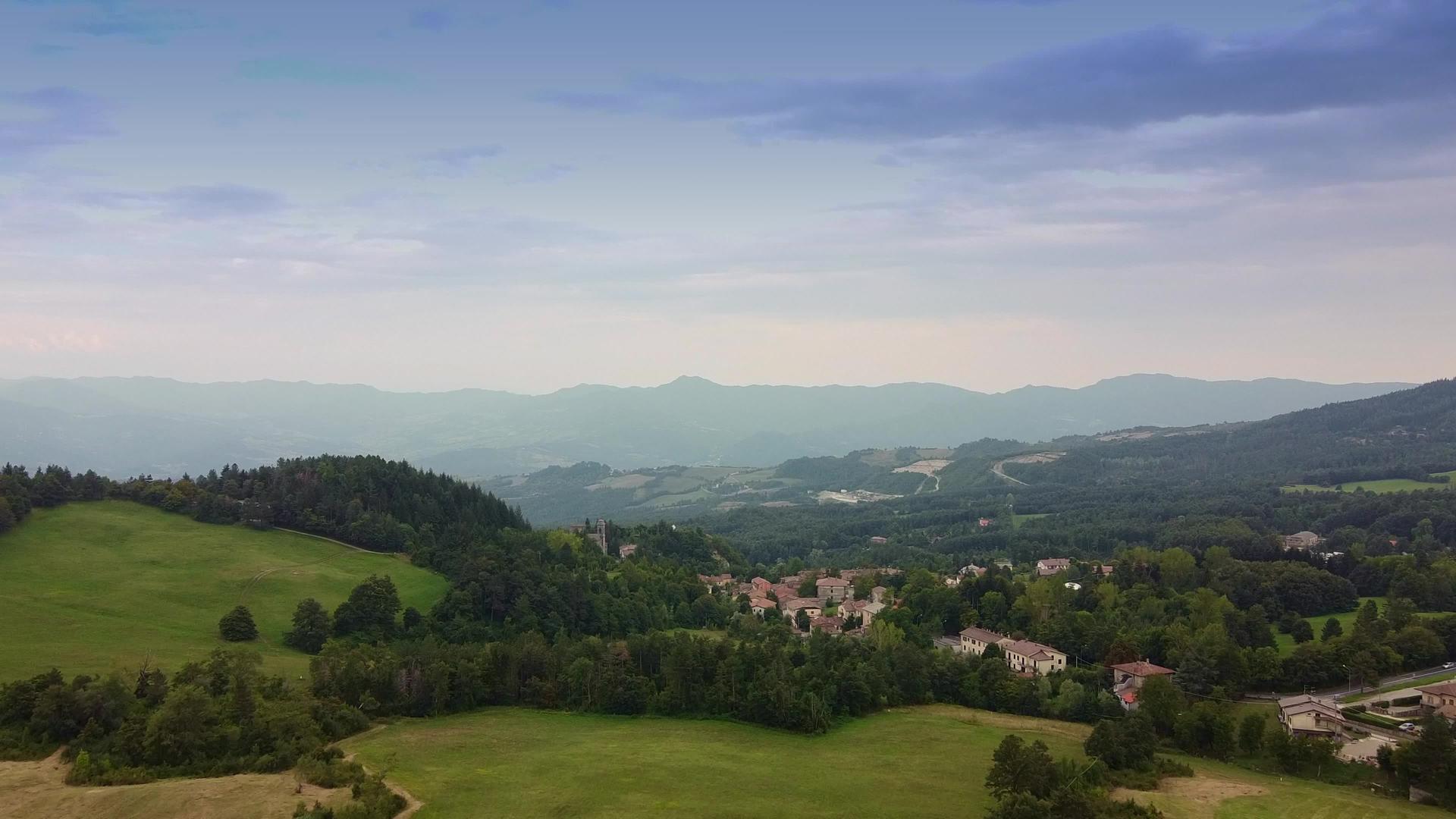 托斯卡纳意大利的美丽山景视频的预览图