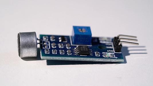 声音传感器模块麦克风放大器电子工程arduino视频的预览图