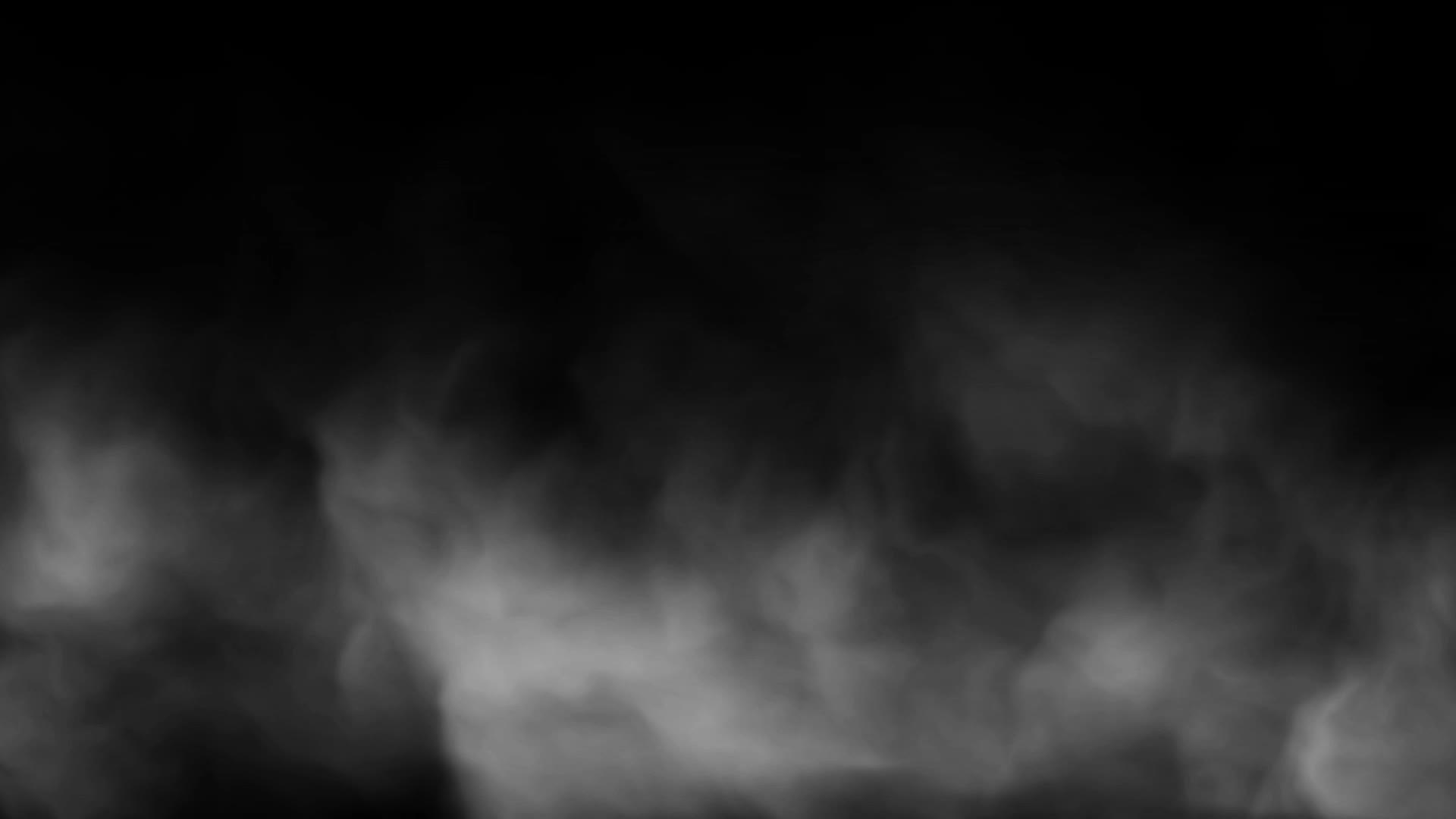 烟雾云在黑色背景上缓慢漂浮视频的预览图