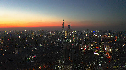 4K航拍上海浦东CBD夜景视频的预览图