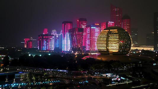 4K航拍杭州钱江新城为抗疫医护人员亮灯视频的预览图