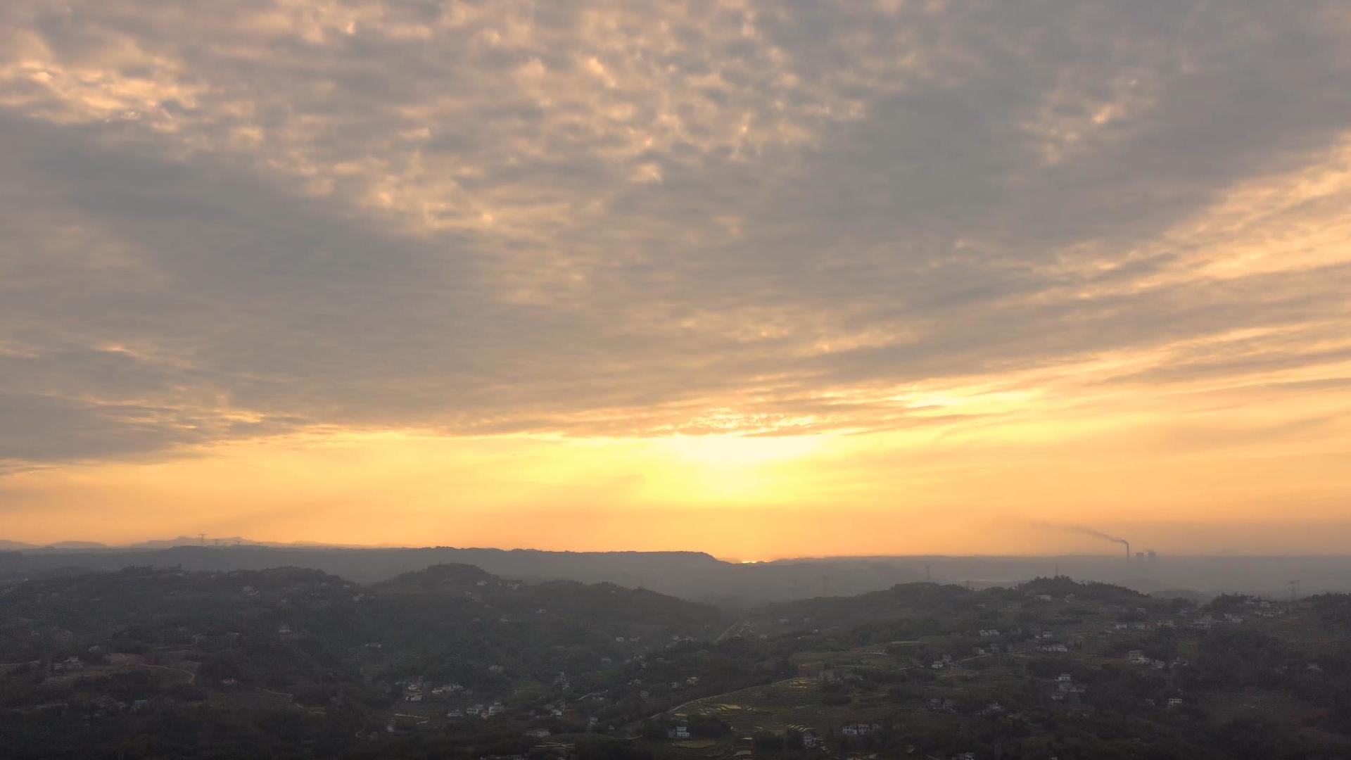 天仙洞景区山顶日落航拍延时4K视频的预览图