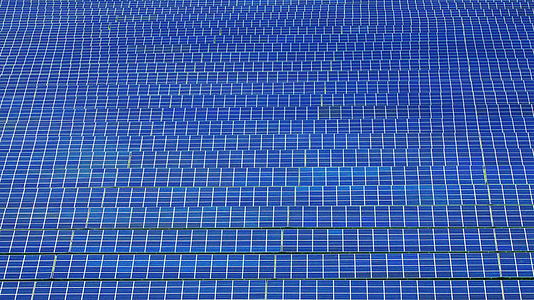 蓝太阳能电池板行视频的预览图